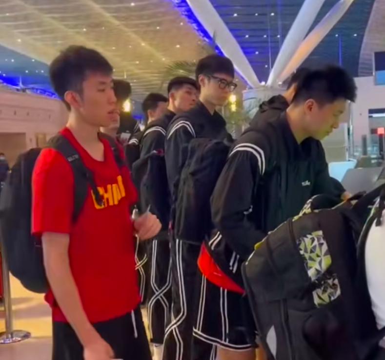 至于王俊杰, 男篮也可以, 通过今年亚